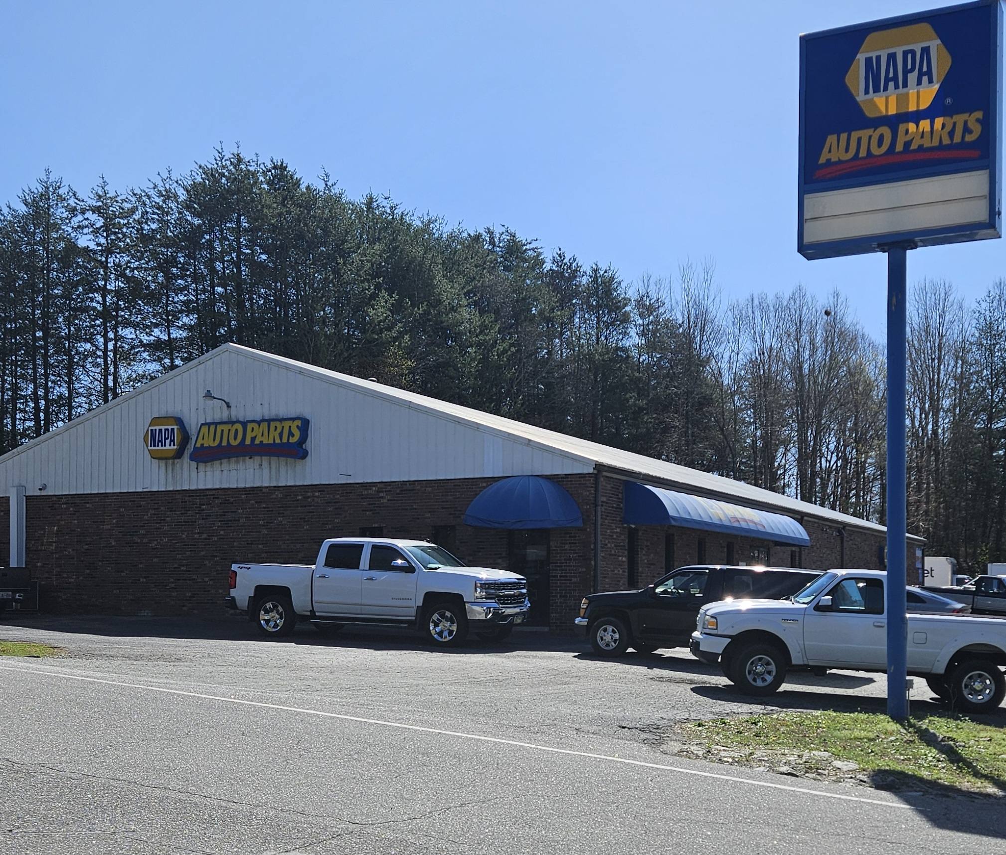 American Auto Parts NAPA of Lincolnton NC Logo
